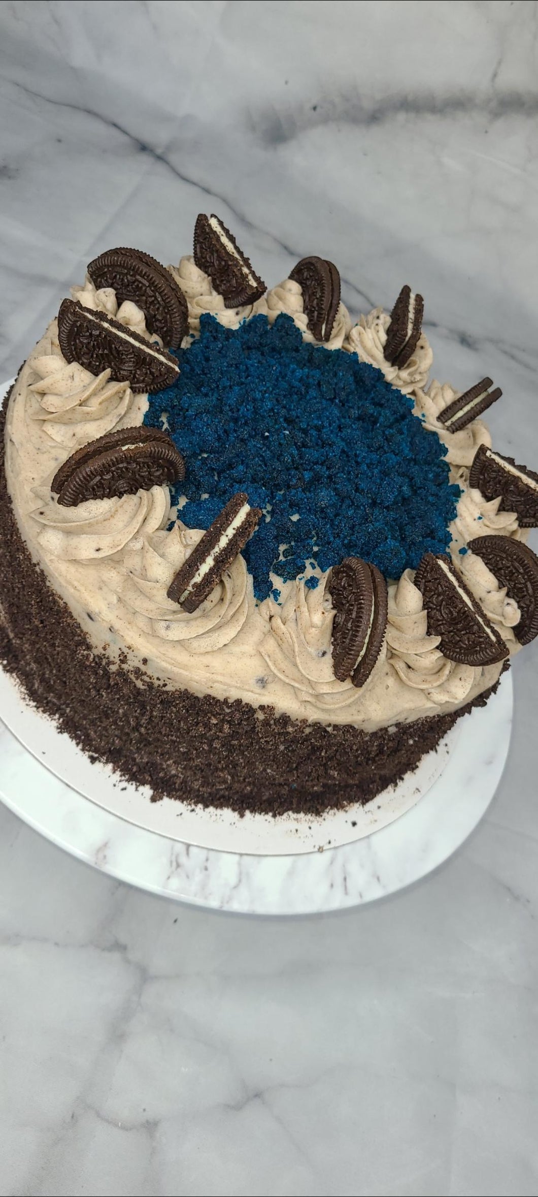 Blue Velvet w| Cookies n Cream